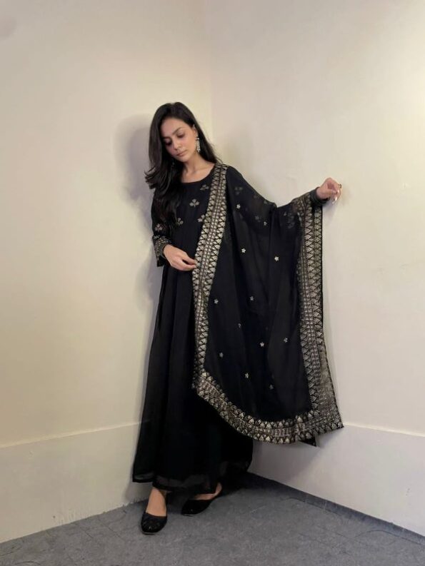 3pcs Shafoon Embroidered Maxi Wedding Season - Image 2