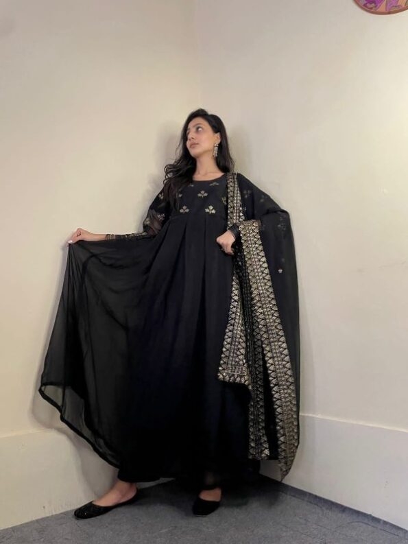3pcs Shafoon Embroidered Maxi Wedding Season - Image 3