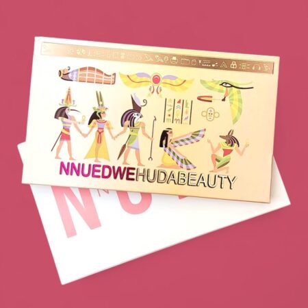 Huda Beauty Eyeshadow Palette