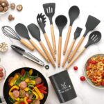 wooden-handle-silicone-kitchen-utensils-with-storage-bucket-high-temperature-resistant-and-non-stick-pot-spatula-spoon-random-color – 1